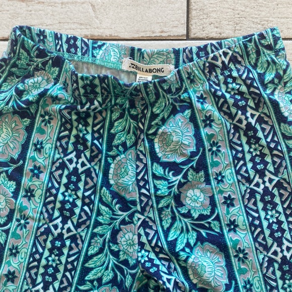 Billabong Flare Legging - Picture 2 of 4